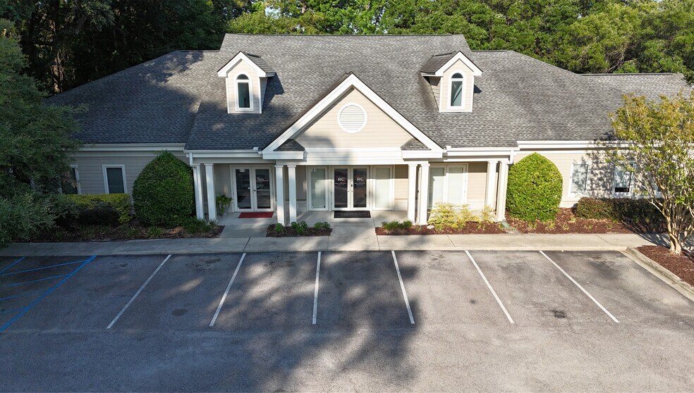 Primary Photo Of 765 Long Point Rd, Mount Pleasant Office For Sale