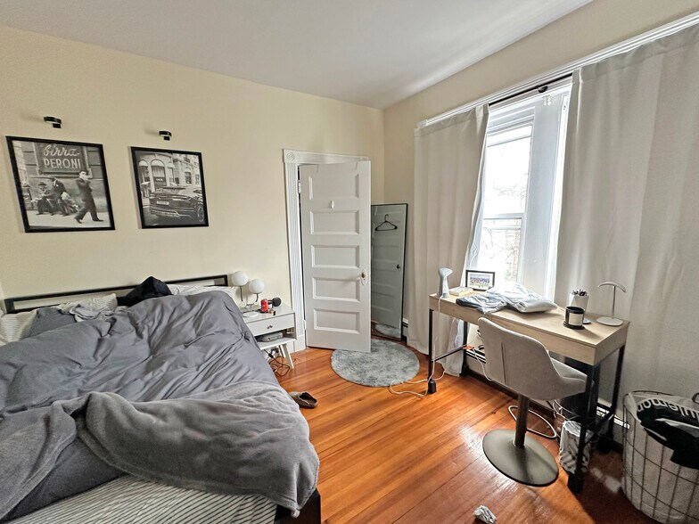 More Photos Of 60 Greenough St, Brookline Apartments For Sale