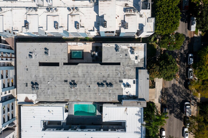 More Photos Of 1267 N Laurel Ave, West Hollywood Apartments For Sale