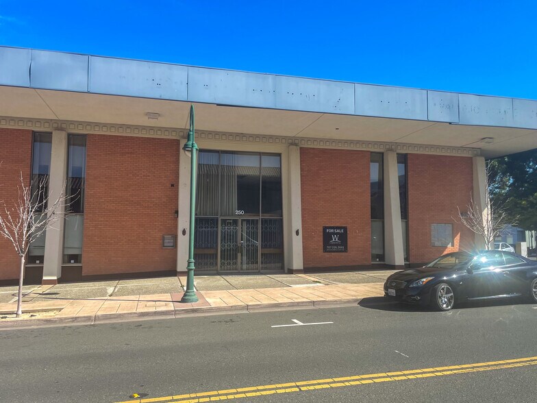 More Photos Of 250 Georgia St, Vallejo Office For Sale