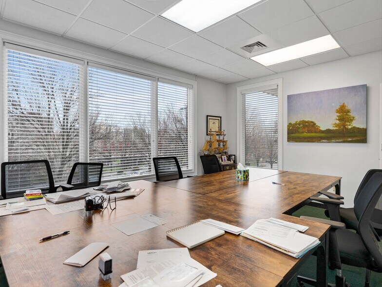More Photos Of 77 Central Ave, Asheville Office For Sale