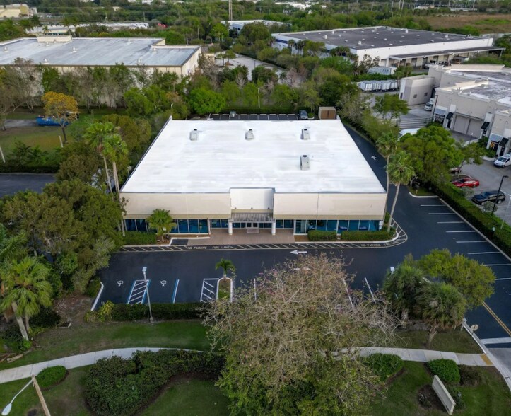 Primary Photo Of 320 International Pky, Sunrise Warehouse For Sale
