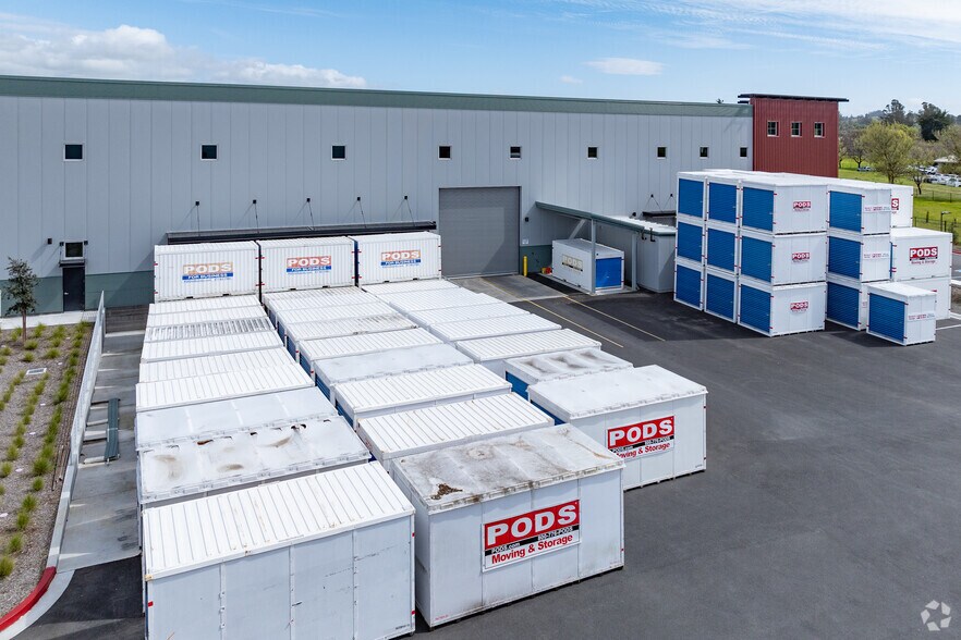 More Photos Of 390 Blodgett St, Cotati Warehouse For Lease