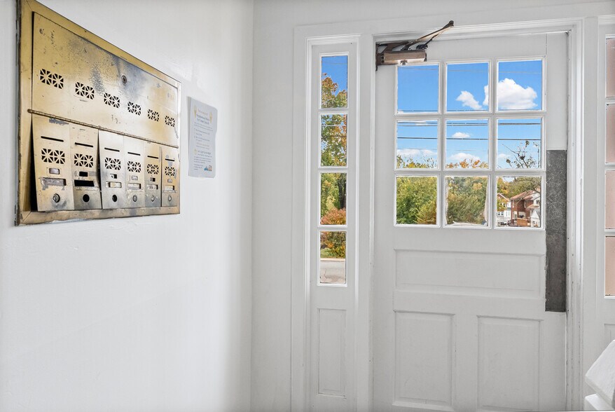More Photos Of 1200 Liggates Rd, Lynchburg Apartments For Sale