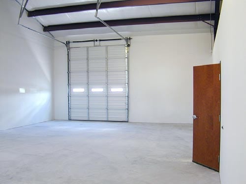 More Photos Of 1700 Bryant Dr, Round Rock Research And Development For Lease