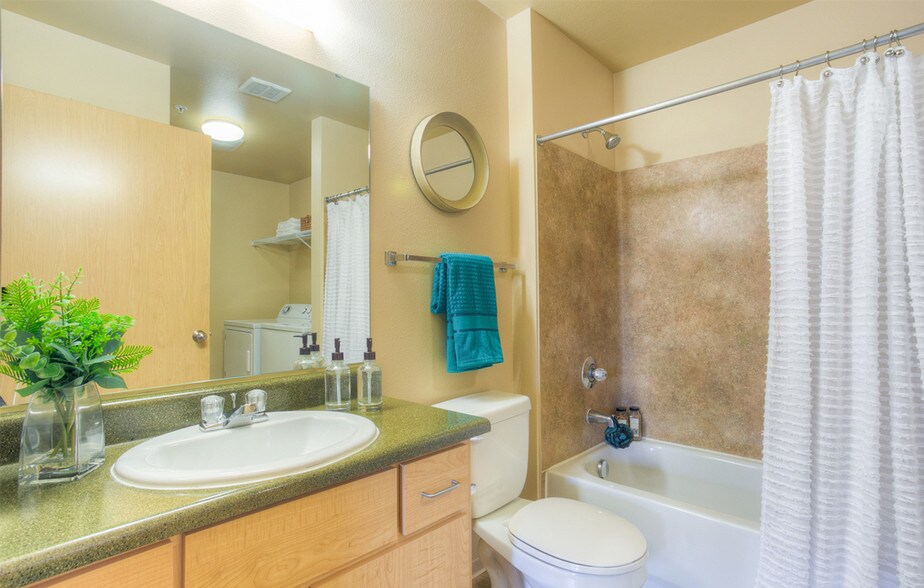 More Photos Of 12722 SE 312th St, Auburn Apartments For Lease