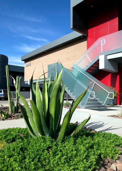 More Photos Of 3326 N 3rd Ave, Phoenix Medical For Lease