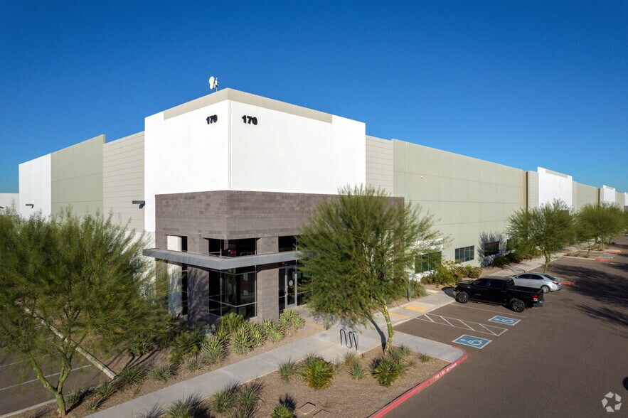 More Photos Of 150 S Kyrene Rd, Chandler Unknown For Lease