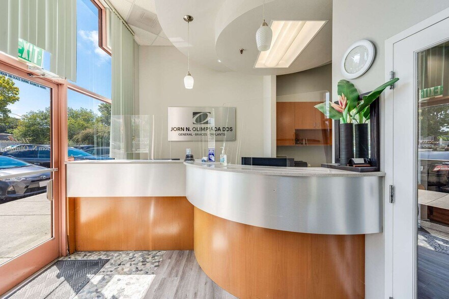 More Photos Of 15401 Hesperian Blvd, San Leandro Unknown For Lease