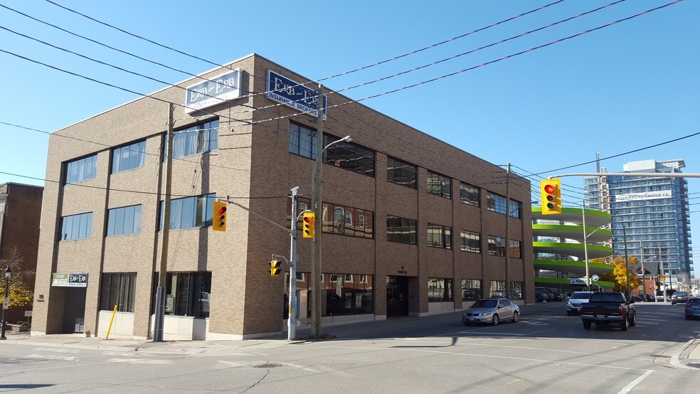 More Photos Of 7 Duke St W, Kitchener Office For Lease