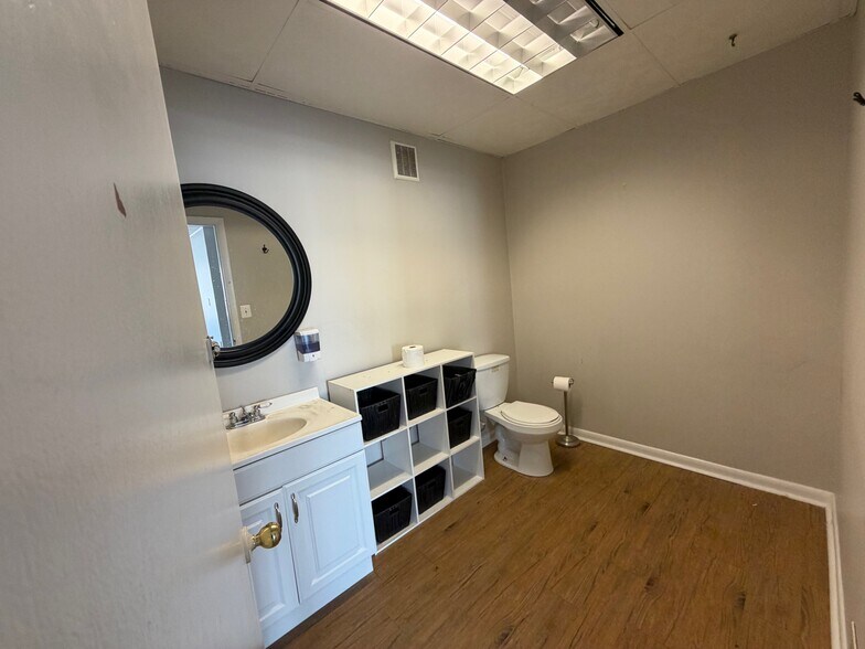 More Photos Of 2101 Bel Air Rd, Fallston Storefront Retail Office For Lease