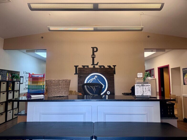 More Photos Of 9008 Phoenix Village Pky, O'Fallon Schools For Sale