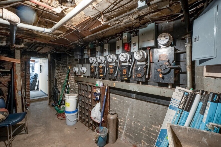More Photos Of , Baltimore General Retail For Sale