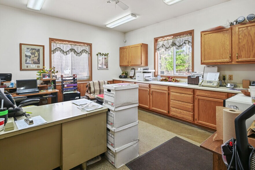 More Photos Of 5011 State Highway 13/34 Hwy, Wisconsin Rapids Storefront For Sale