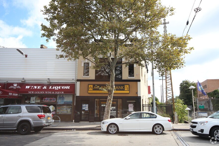 More Photos Of 41-11 Bell Blvd, Bayside Storefront Retail Office For Lease