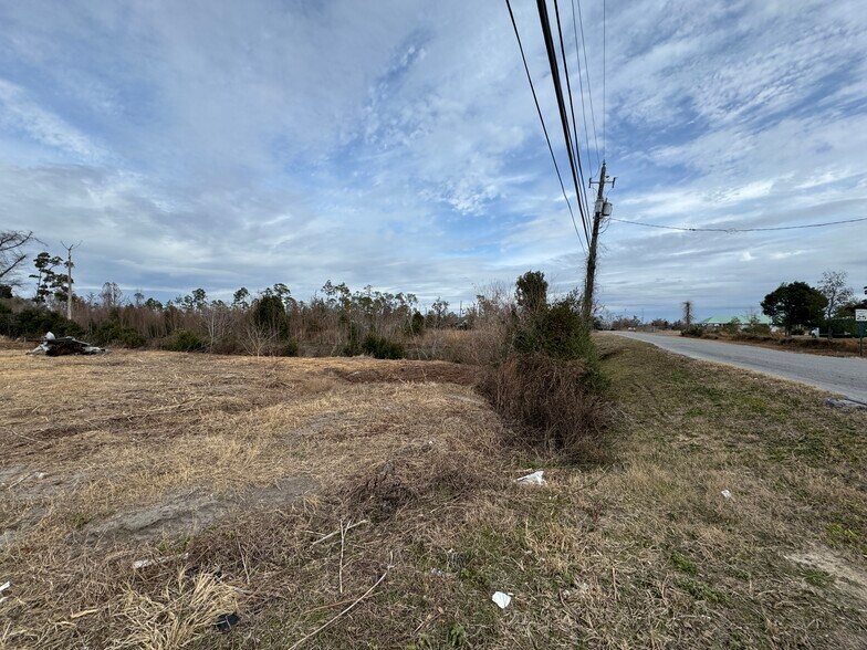 More Photos Of 721 Avery St, Panama City Land For Sale