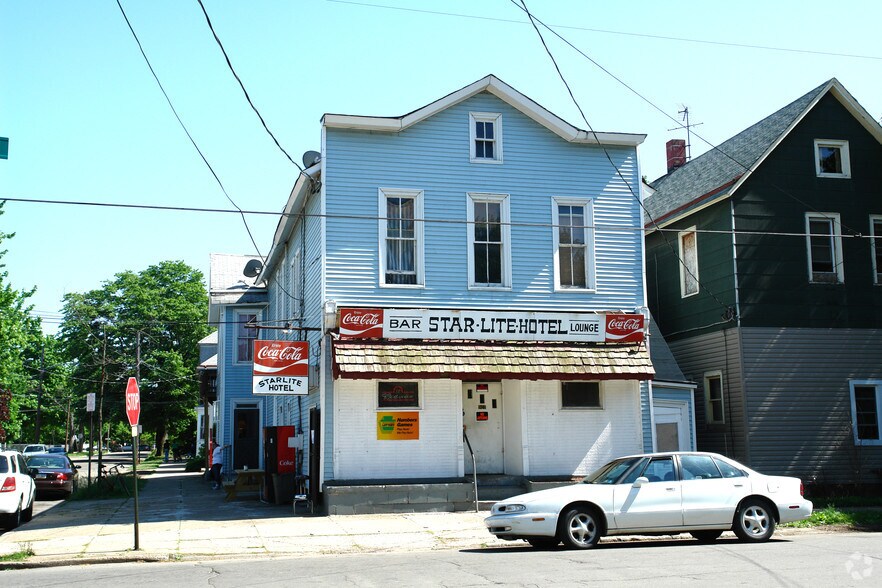 More Photos Of 901 W 4th St, Erie Hotel For Sale