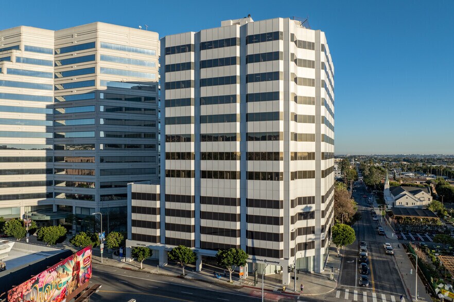 More Photos Of 12424 Wilshire Blvd, Los Angeles Office For Lease
