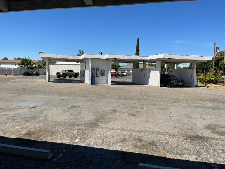 More Photos Of 726 South Ave, Gustine Carwash For Sale