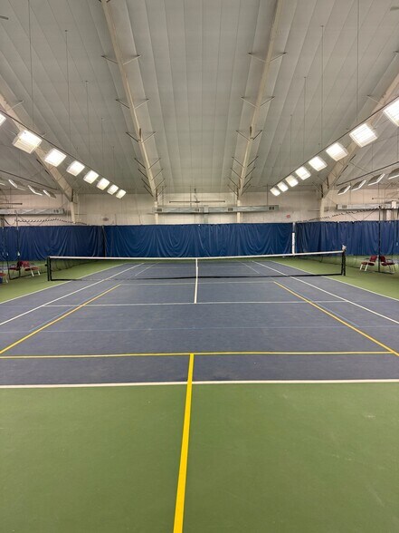 More Photos Of 451 California Rd, Quakertown Sports And Entertainment For Lease