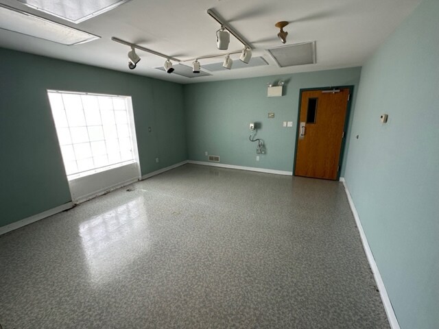 More Photos Of 306 W Logan St, Norristown Medical For Sale