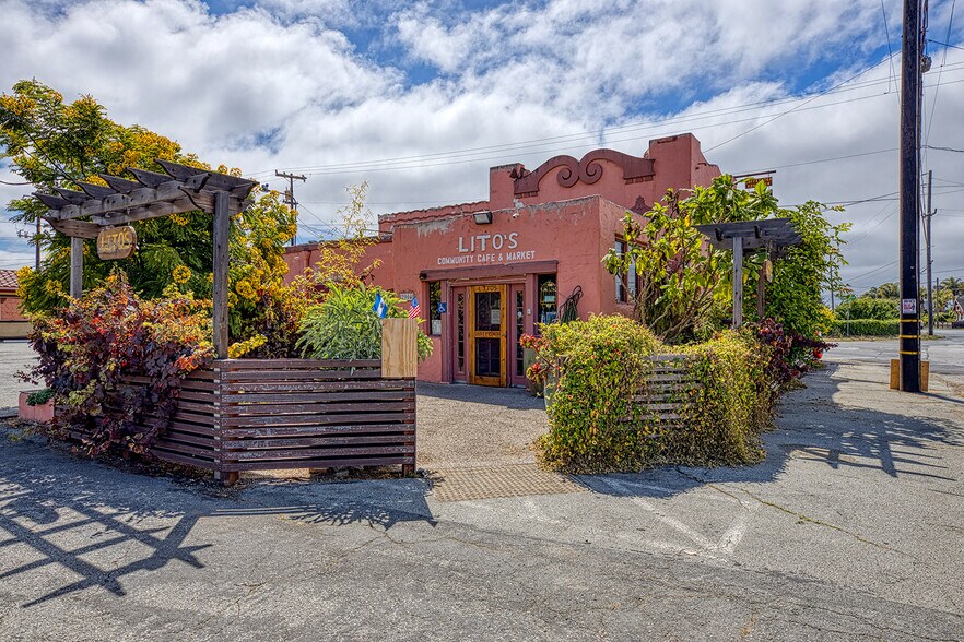 Primary Photo Of 2940 Freedom Blvd, Watsonville General Retail For Sale
