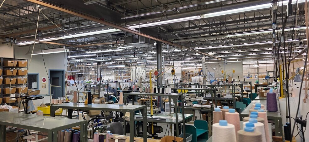 More Photos Of 39 E Davis St, Quinte West Industrial For Sale