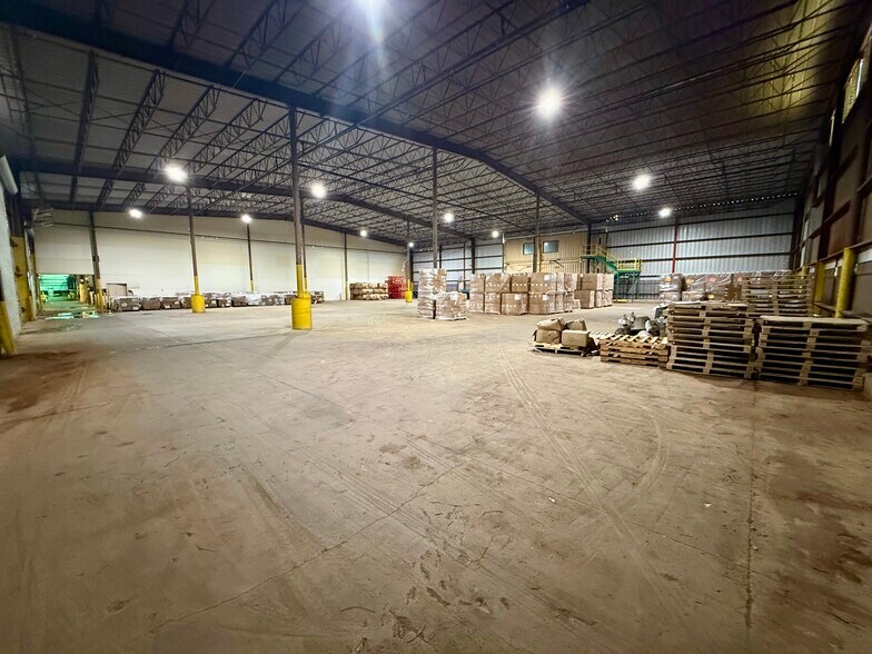 More Photos Of 13343 Interstate 20 E, Tyler Warehouse For Lease