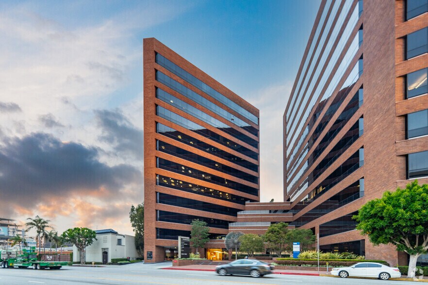 More Photos Of 11845 W Olympic Blvd, Los Angeles Office For Lease