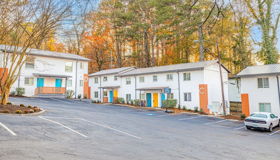 More Photos Of 340-352 Dixie Hills Cir, Atlanta Apartments For Sale