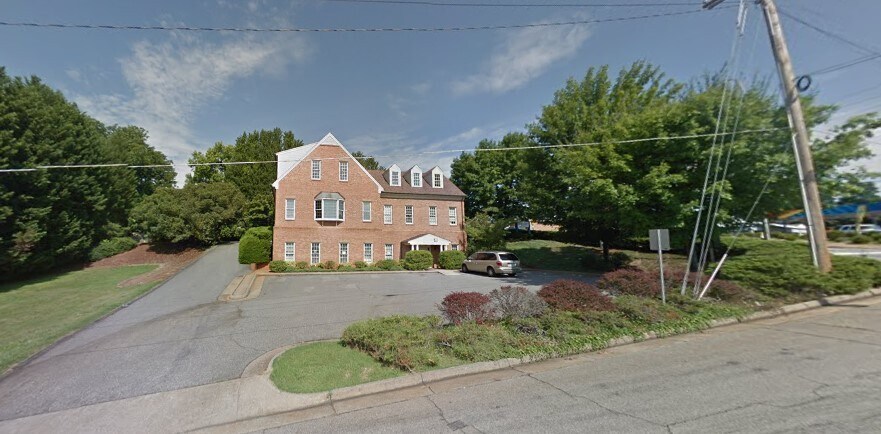 More Photos Of 156 E Market St, Martinsville Office Residential For Lease