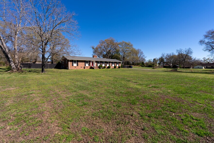 More Photos Of 300 N Green St, Williamston Land For Sale