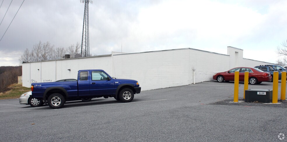 More Photos Of 6310 Blair Hill Ln, Towson Light Manufacturing For Sale