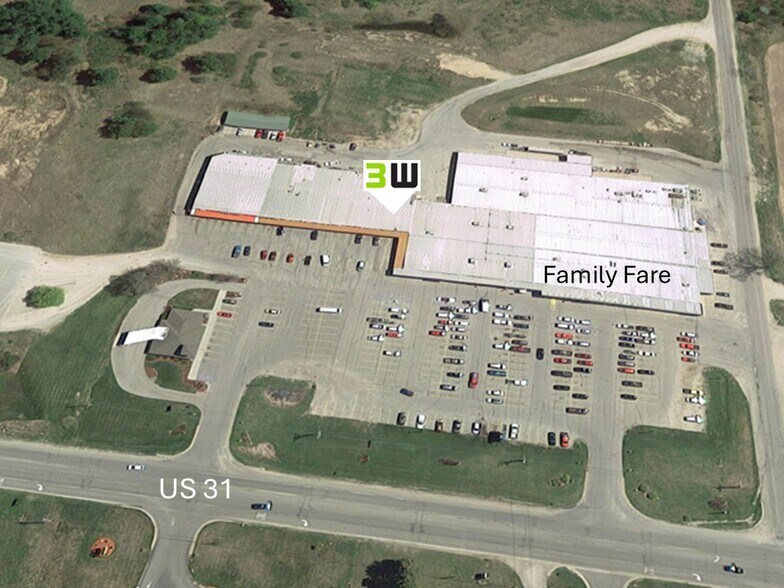 More Photos Of 1681 Benzie Hwy, Benzonia General Retail For Sale