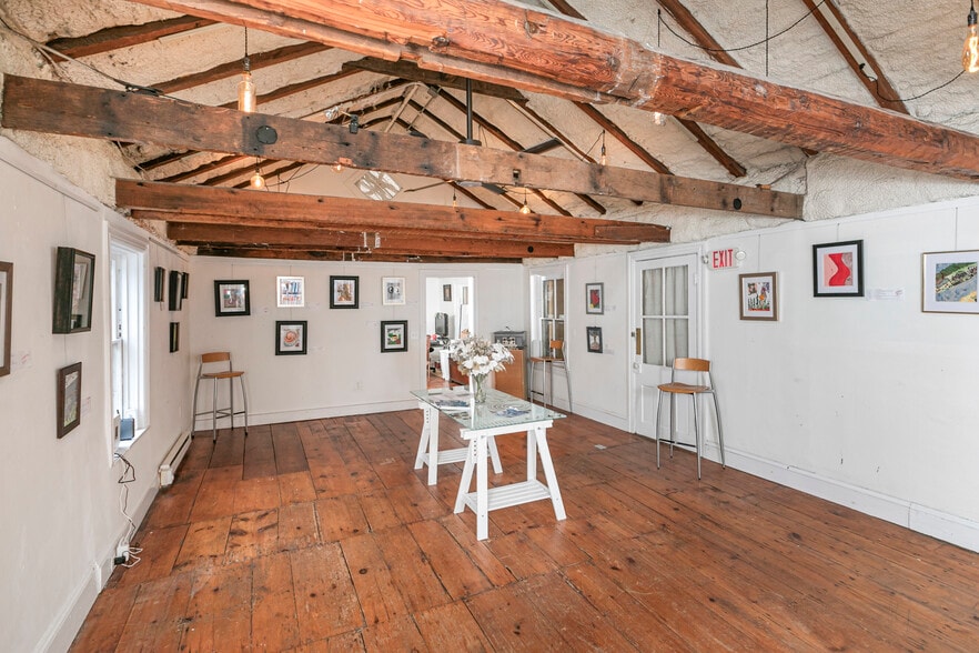 More Photos Of 67 Bridge St, Lambertville Storefront For Sale