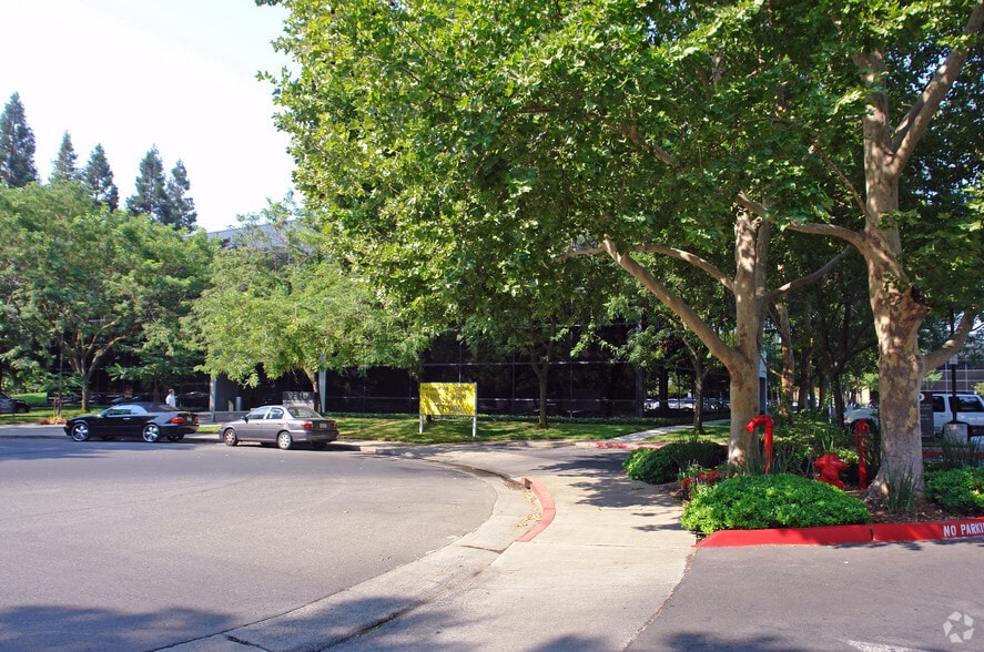 More Photos Of 9300 Tech Center Dr, Sacramento Unknown For Lease