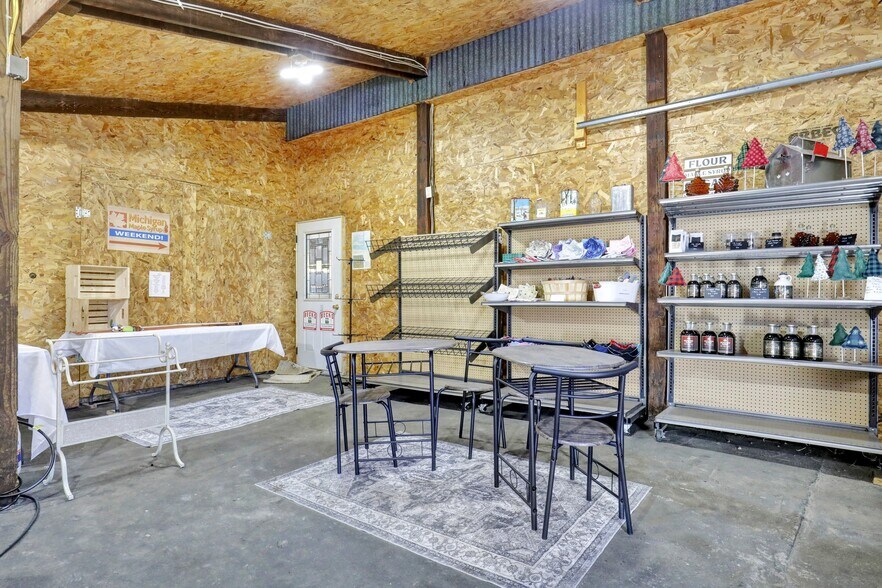 More Photos Of 2503 Butterfield Hwy, Springport Land For Sale