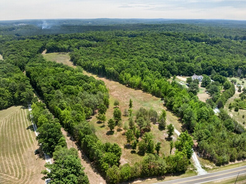 More Photos Of 11202 Rougemont Rd, Bahama Land For Sale