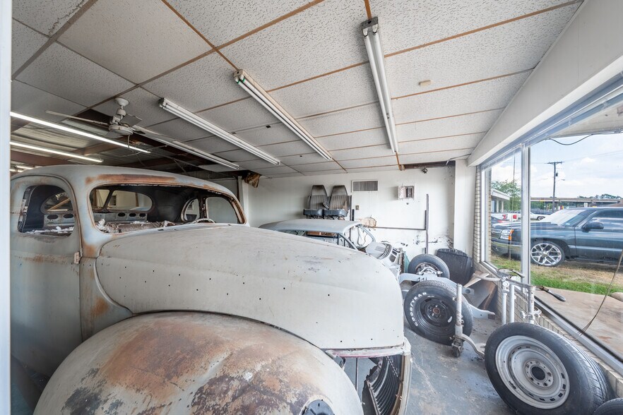 More Photos Of 0 IH 30 0 w, Cumby Flex For Sale