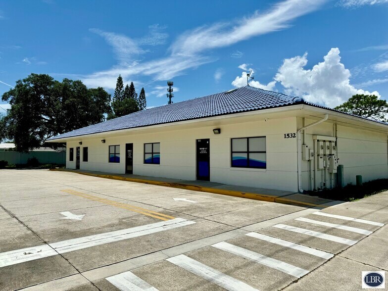 More Photos Of 1532 N Harbor City Blvd, Melbourne Storefront Retail Office For Lease