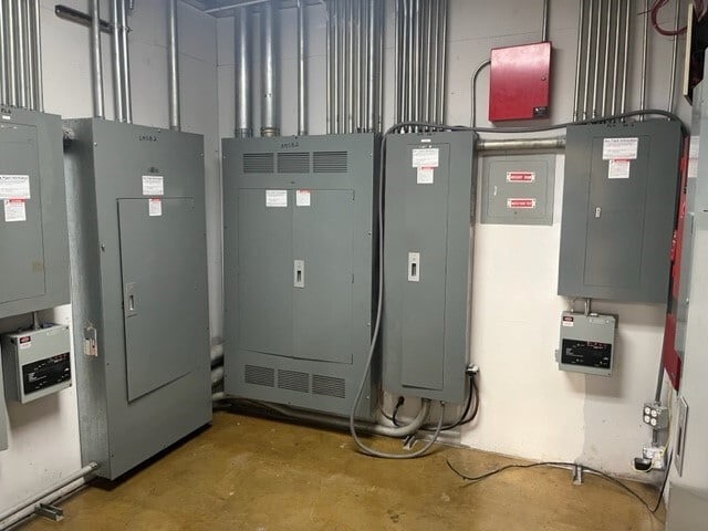 More Photos Of 2214 Braker Ln, Austin Distribution For Lease