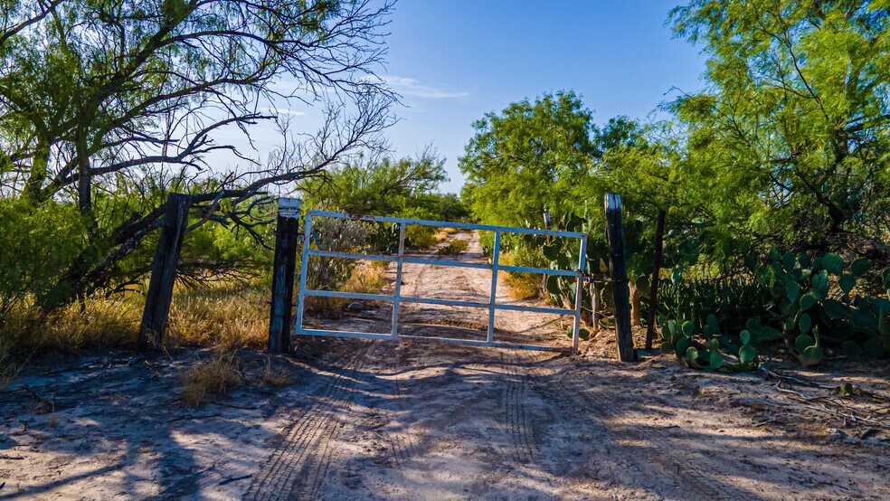 More Photos Of 23301 FM 1472, Laredo Land For Sale