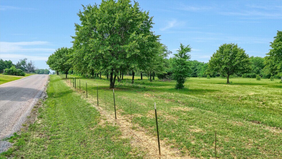 More Photos Of TBD W Line Road, Whitesboro Land For Sale