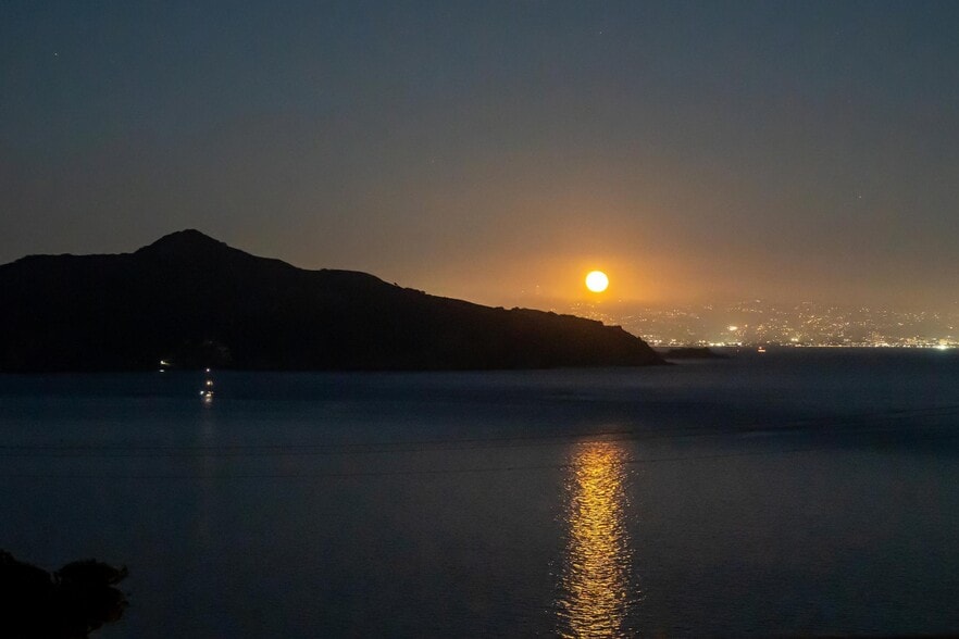 More Photos Of 47 Bulkley Ave, Sausalito Apartments For Sale