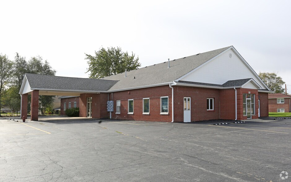 More Photos Of 901 Route 34, Plano Medical For Sale