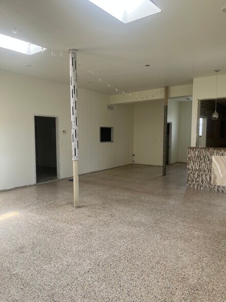 More Photos Of 1202 Falls St, Jonesboro Warehouse For Lease