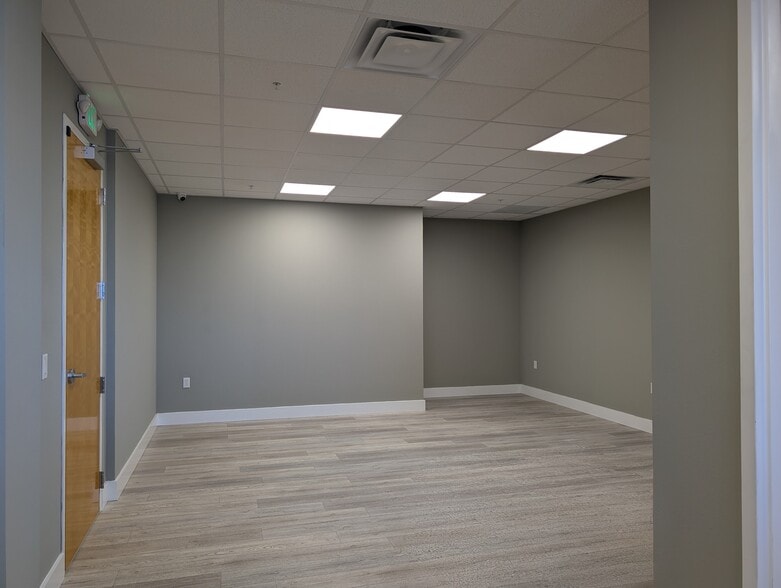 More Photos Of 1210 E Osceola Pky, Kissimmee Medical For Lease