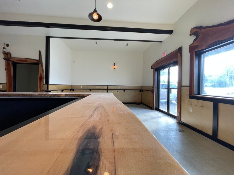 More Photos Of 611 Ohio Ave, Charleston Restaurant For Lease