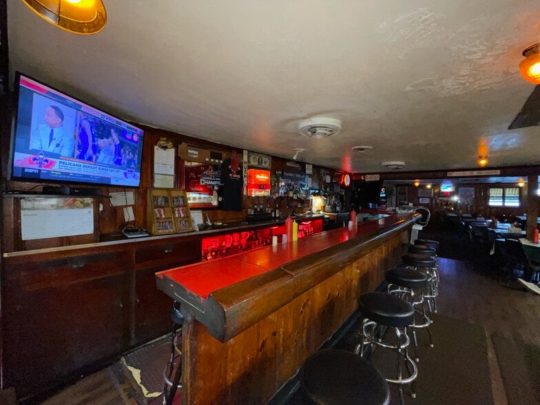 More Photos Of 3124 Perrysville Rd, Danville Restaurant For Sale