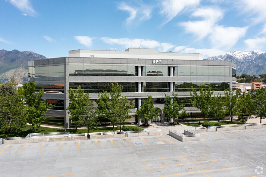 More Photos Of 6955-6965 S Union Park Ctr, Cottonwood Heights Unknown For Lease